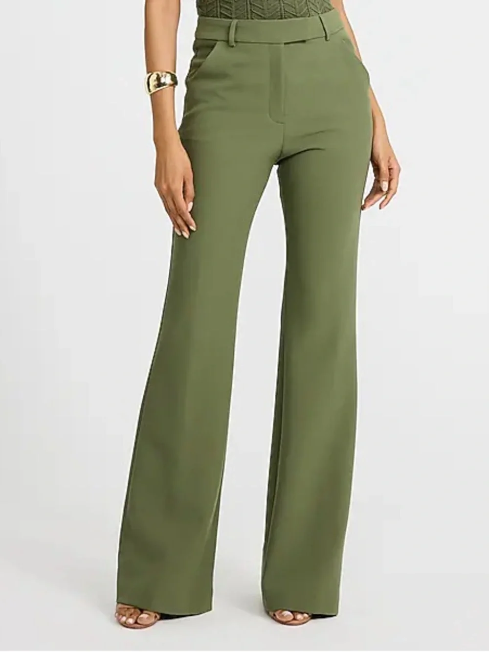 NWT Express Editor High Waisted Slim Flare Pant in Signature Stretch